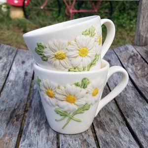 Vintage daisy Metlox Poppytrail Sculptured Daisy Coffee Mug vintage drinkware